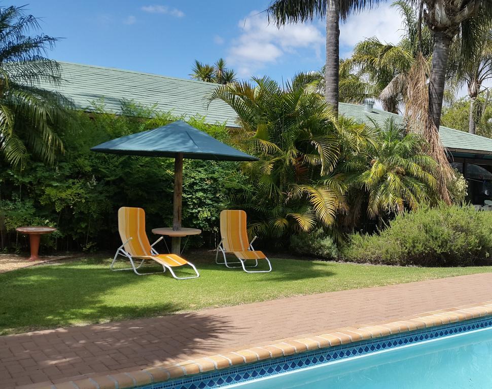 Apartamento Eikepark Self Catering Stellenbosch Exterior foto